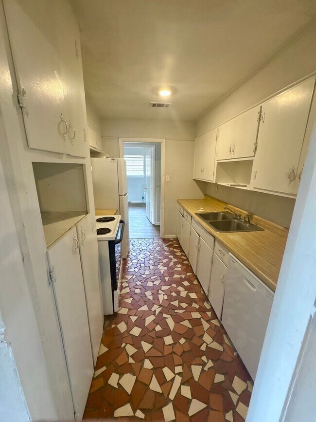 Building Photo - Bay St Louis Single Family Home