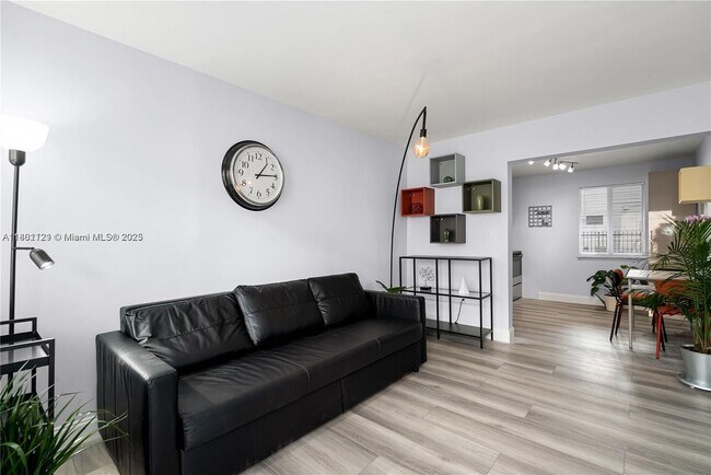 Foto del edificio - 7722 NE 3rd Ct