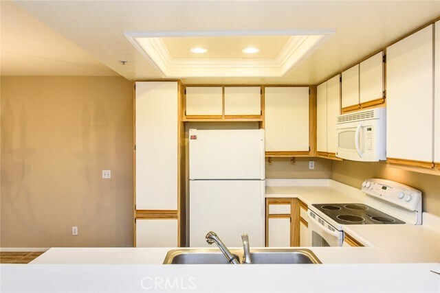 Building Photo - 2800 Keller Dr