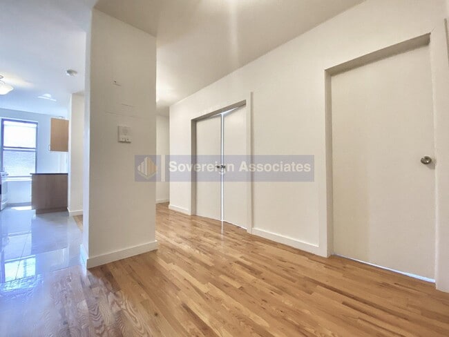 Building Photo - 282 Cabrini Blvd