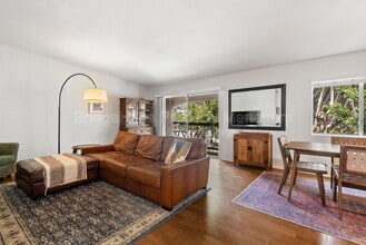 Building Photo - 3972 Jackdaw St