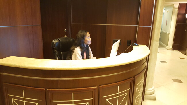 Concierge 7 days a week - 1441 Rhode Island Ave NW