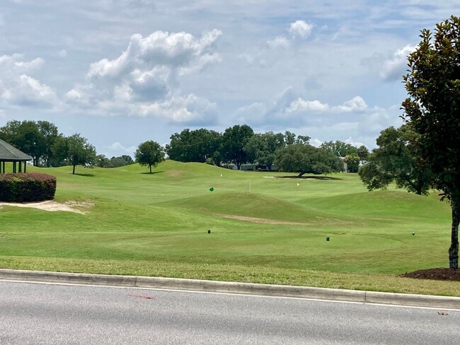 Building Photo - The Fairways Golf Course Home