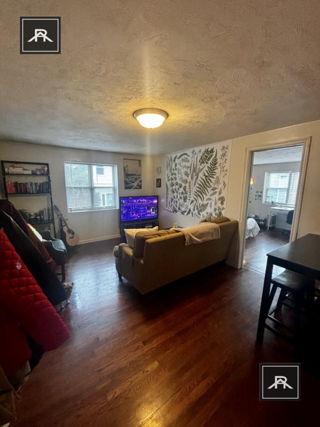 Foto del edificio - 2 bedroom in Brighton MA 02135