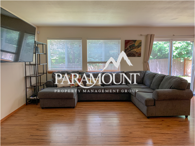 Building Photo - Charming 3 Bedroom in Port Orchard on Cul-de-sac!