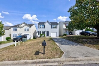 Building Photo - 104 Curvewood Rd