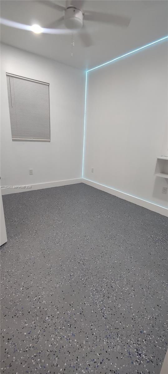 Foto del edificio - 590 NW 131st St