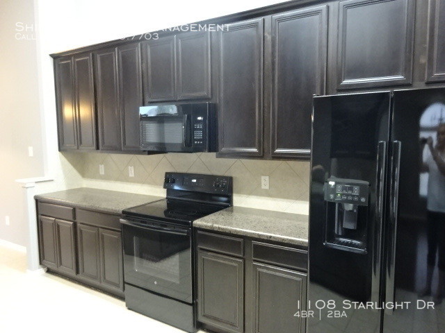 Building Photo - 1108 Starlight Dr