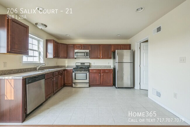 Building Photo - Precious 3 bed 2 bath Home awaits!