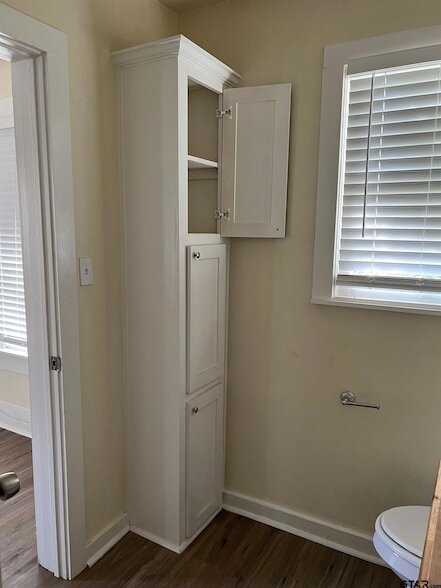 Foto del edificio - 1005 S Donnybrook Ave