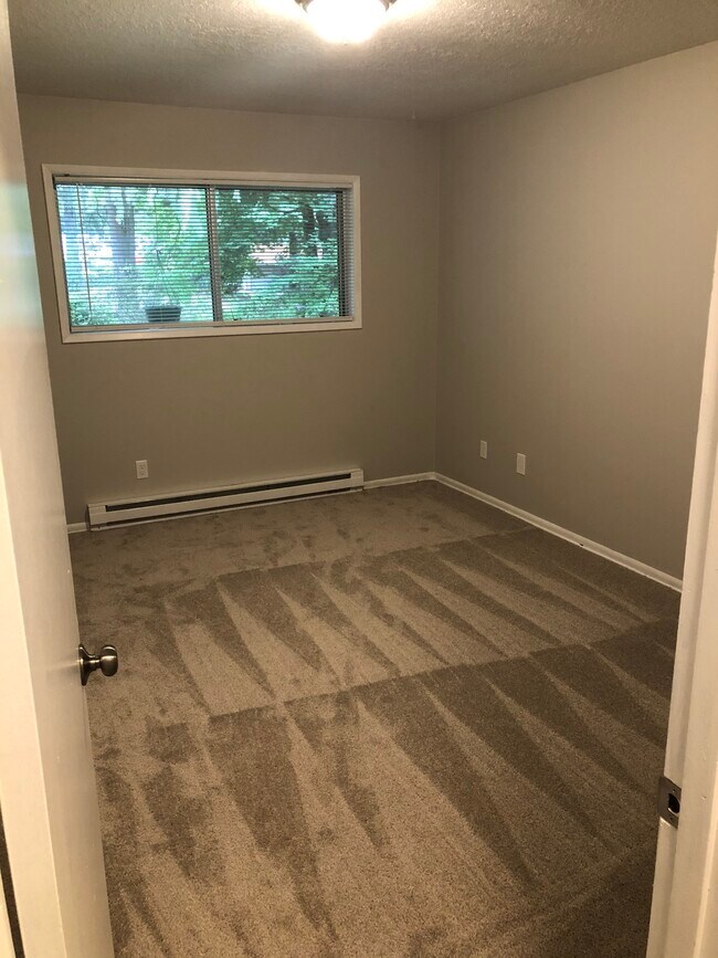 Bedroom - 10945 SW Butner Rd