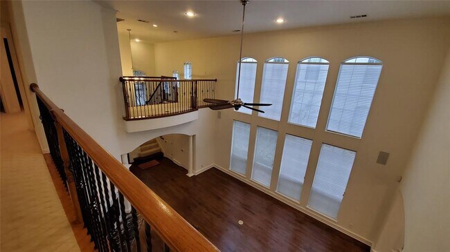 Building Photo - 4321 Castle Rock Ct