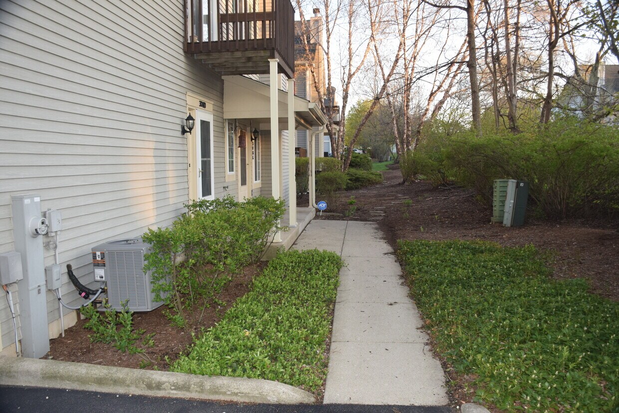 308 Windsor Ct Unit C, South Elgin, IL 60177 Condo for Rent in South