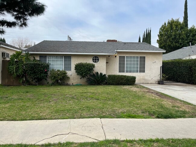 Building Photo - 4549 Vista del Monte Ave