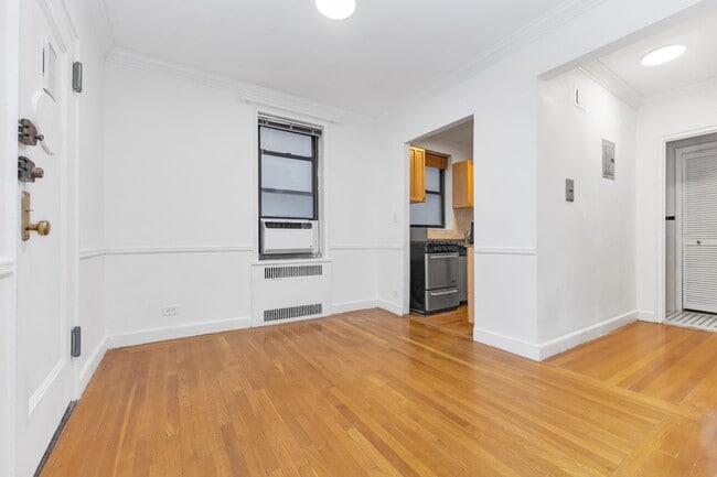 Foto del edificio - 350 E 54th St