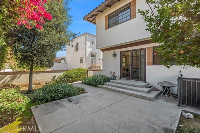 Building Photo - 1128 Huntington Dr