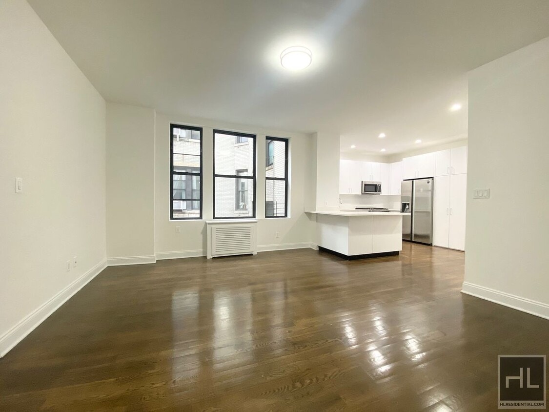 Primary Photo - AMAZING CENTRAL PARK SOUTH 2 BED 2 BATH - ...