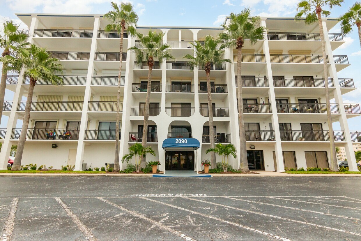 2090 N Atlantic Ave, Cocoa Beach, FL 32931 Condo for Rent in Cocoa