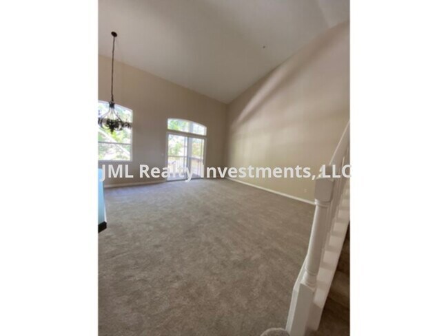 Foto del edificio - 696 Seabrook Ct