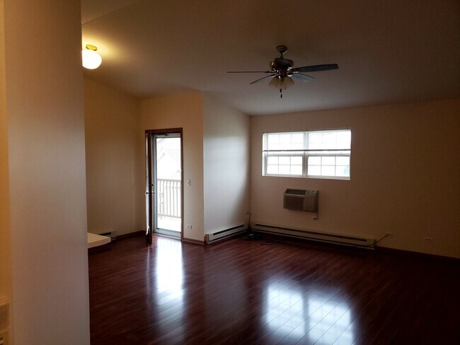 Building Photo - 1508 Spring Brook Ct