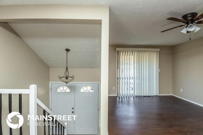 Building Photo - 4815 White Oak Trail