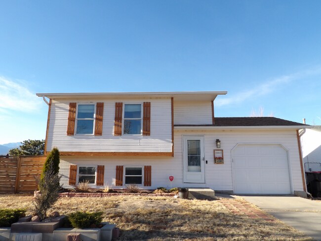 Building Photo - 4250 Halstead Cir