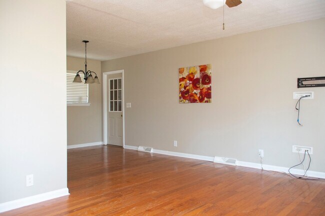 Foto del edificio - Heart of Madison City! Madison City Schools!