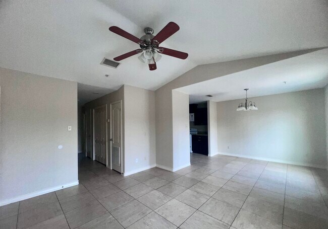 Building Photo - 408 Shiloh Dr