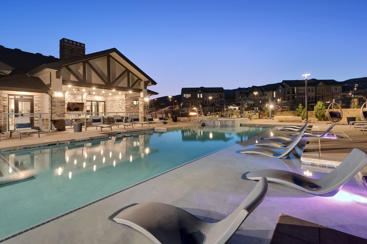 Alta Green Mountain - Apartments in Lakewood, CO | Apartments.com