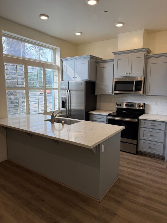 Photo - 303 U St Apartment