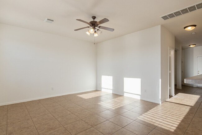 Foto del edificio - 4522 Park Trail Ln