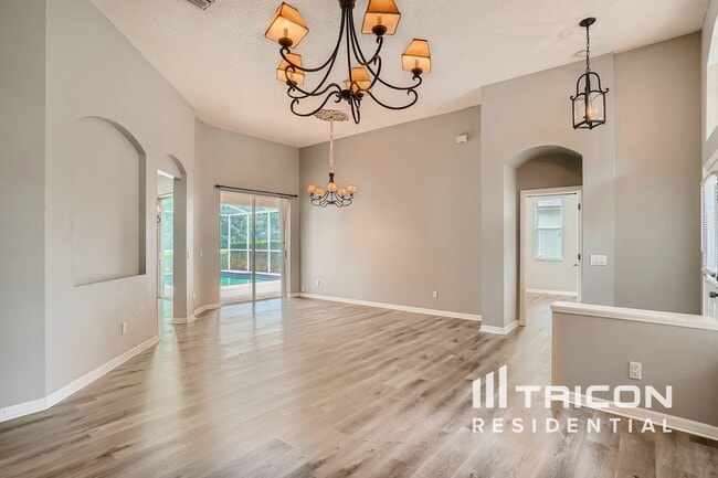 Building Photo - 8521 Bramwell Way