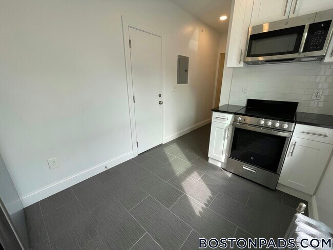 Foto del edificio - 123 Sutherland Rd