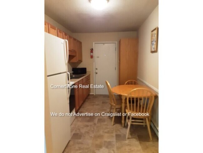 Foto del edificio - 7612 Decatur Dr