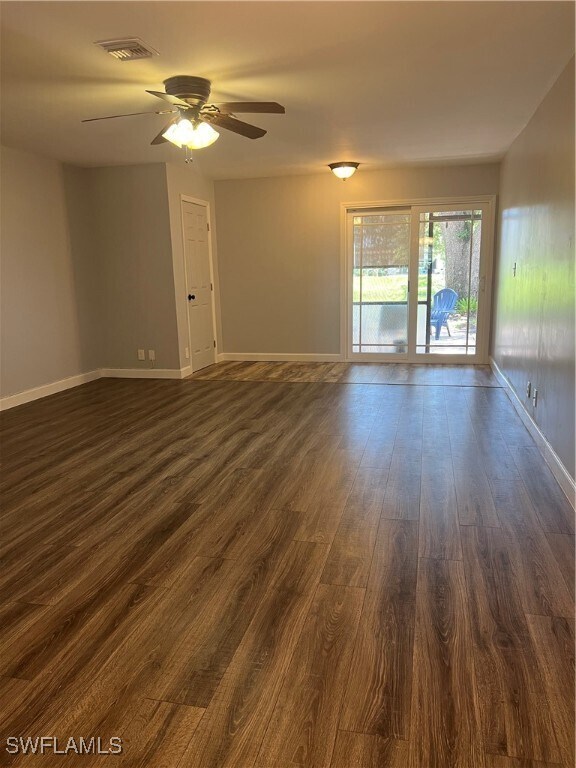 Foto del edificio - 26636 Southern Pines Dr