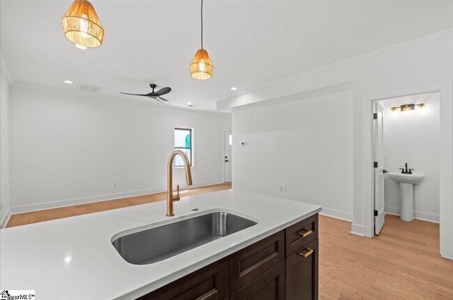 Foto del edificio - 112 Lepak Ln