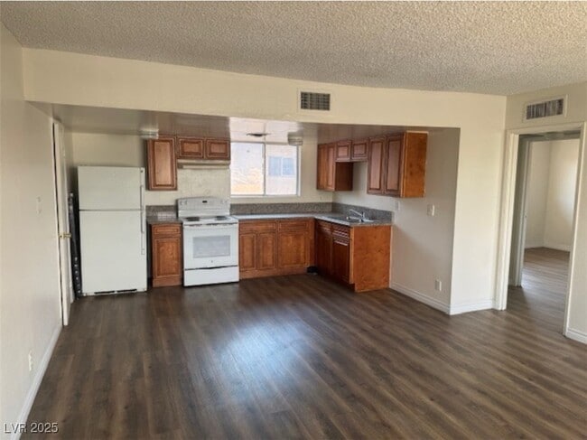 Foto del edificio - 118 Mt Vernon Cir