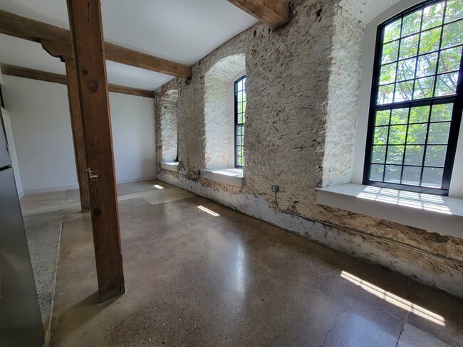 Foto del edificio - Yarn Factory Lofts