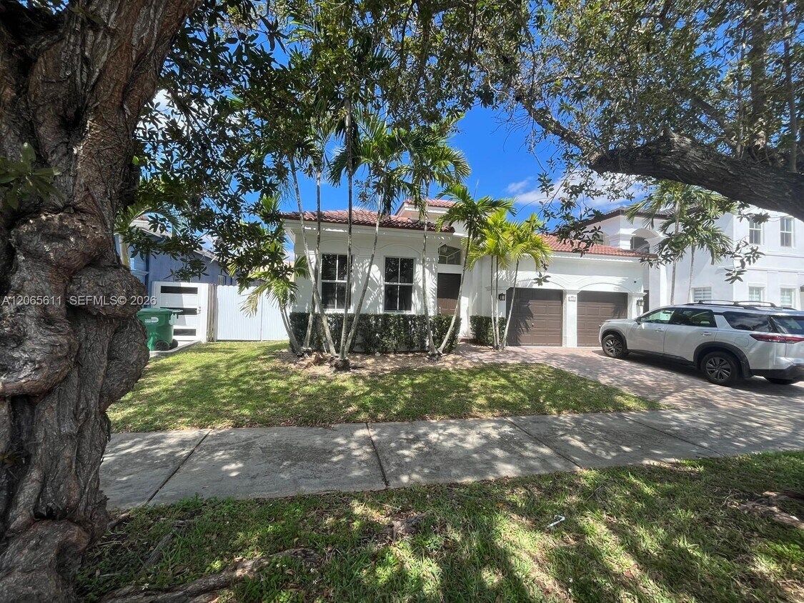 Foto del edificio - 18162 NW 91st Ct