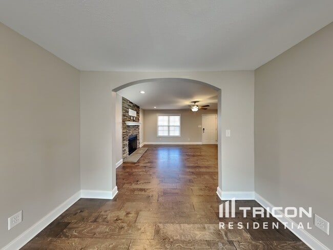 Building Photo - 540 Sitka Street Clarksville TN
