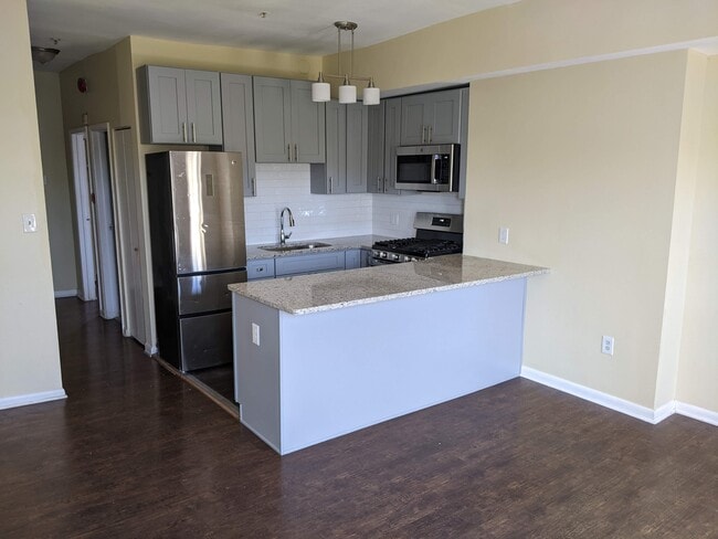Open plan kitchen / living / dining space - 1912 9th St NW