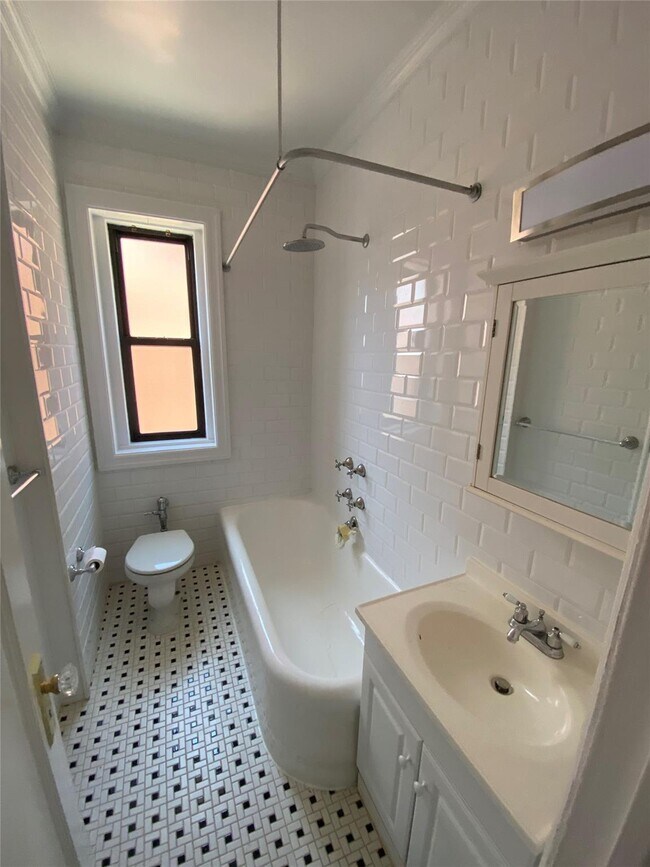 Foto del edificio - 31 Pondfield Rd W