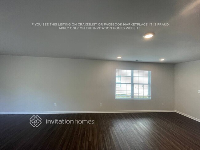 Foto del edificio - 7208 Olive Coast St