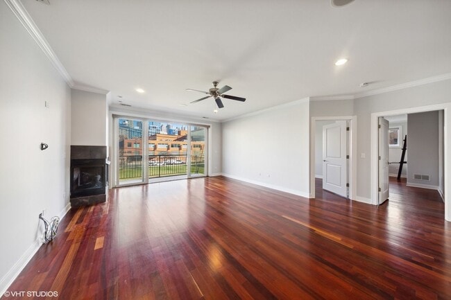 Foto del edificio - 825 N Hudson Ave