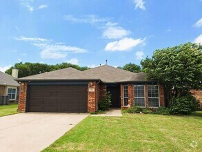 Building Photo - 812 Coppin Dr