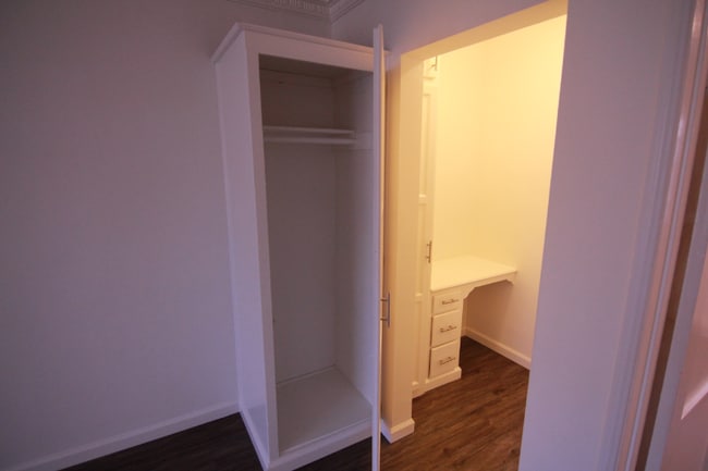 Foto del edificio - 1249 N Edgemont St