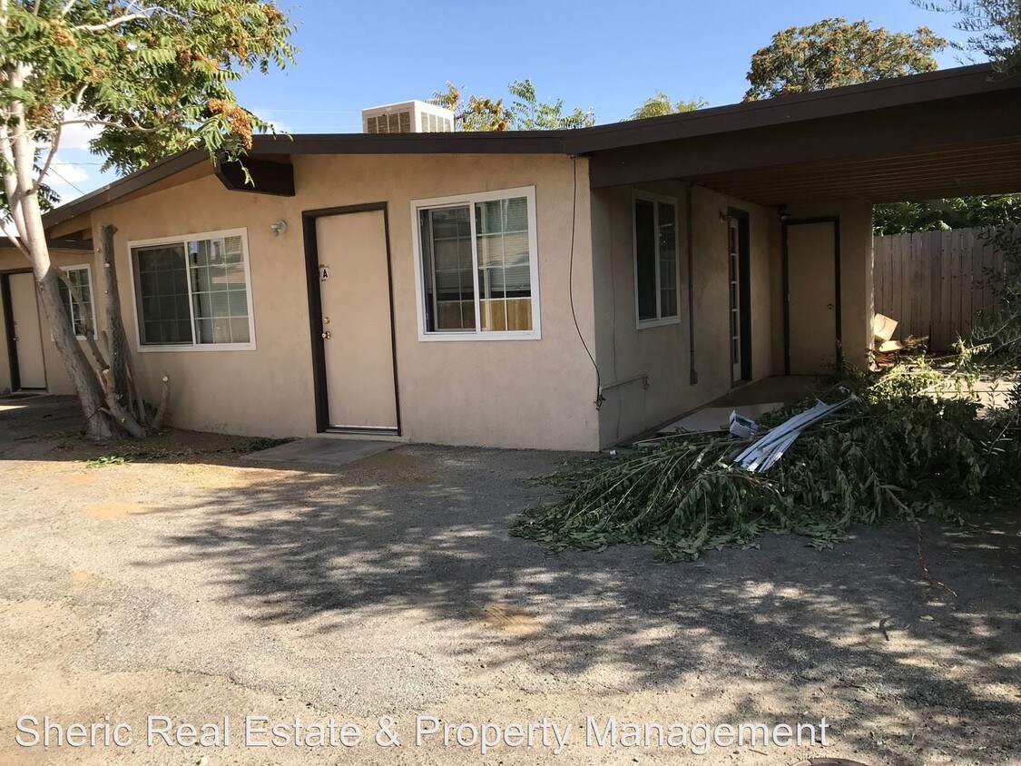 7417 Borrego Trl, Yucca Valley, CA 92284 Condo for Rent in Yucca