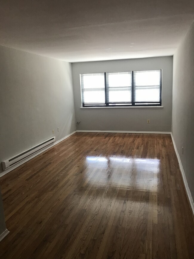 Foto del edificio - Dover Hills Apartments