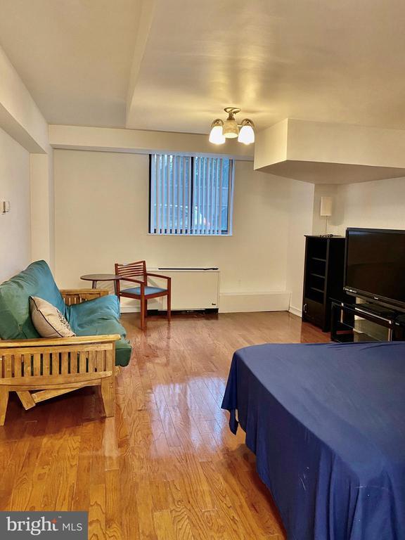 Foto del edificio - 3315 Wisconsin Ave