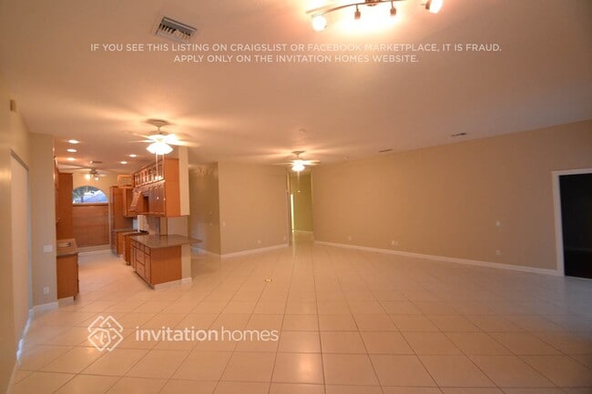 Building Photo - 195 E Tall Oaks Cir